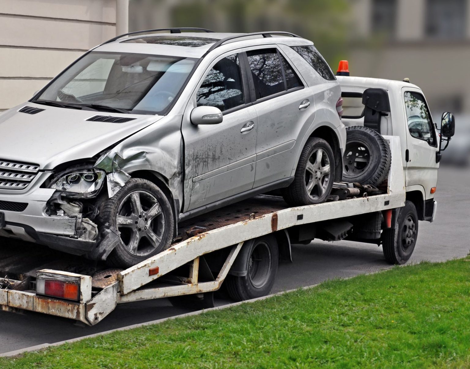 The Emotional and Practical Benefits of Professional Vehicle Recovery
