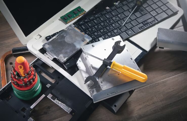 Choosing the Right Tools for DIY Laptop Repairs