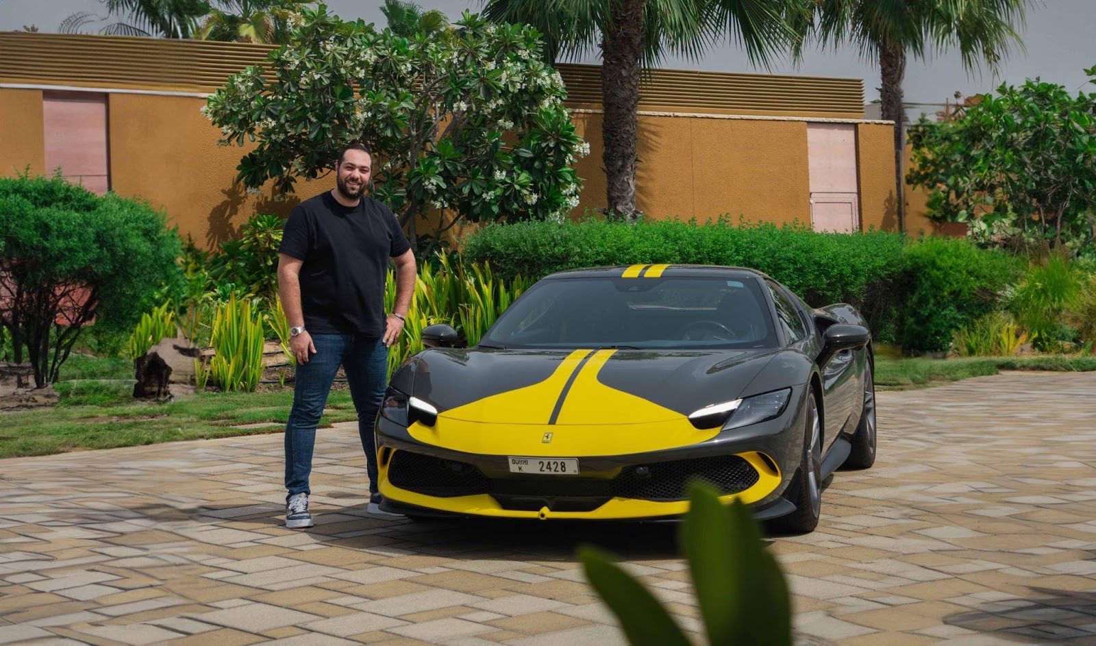 Rent A Ferrari In Dubai