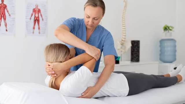 What is Difference Between Osteopath and Chiropractor?