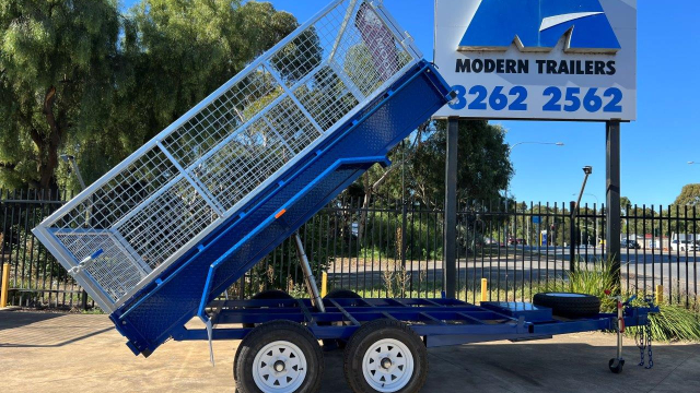 Choosing the Right 10×6 Tipper Trailer: A Guide