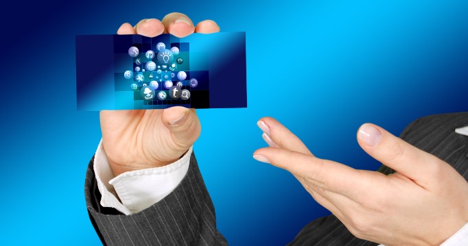 10 Powerful Benefits of Digital Business Cards For Networking