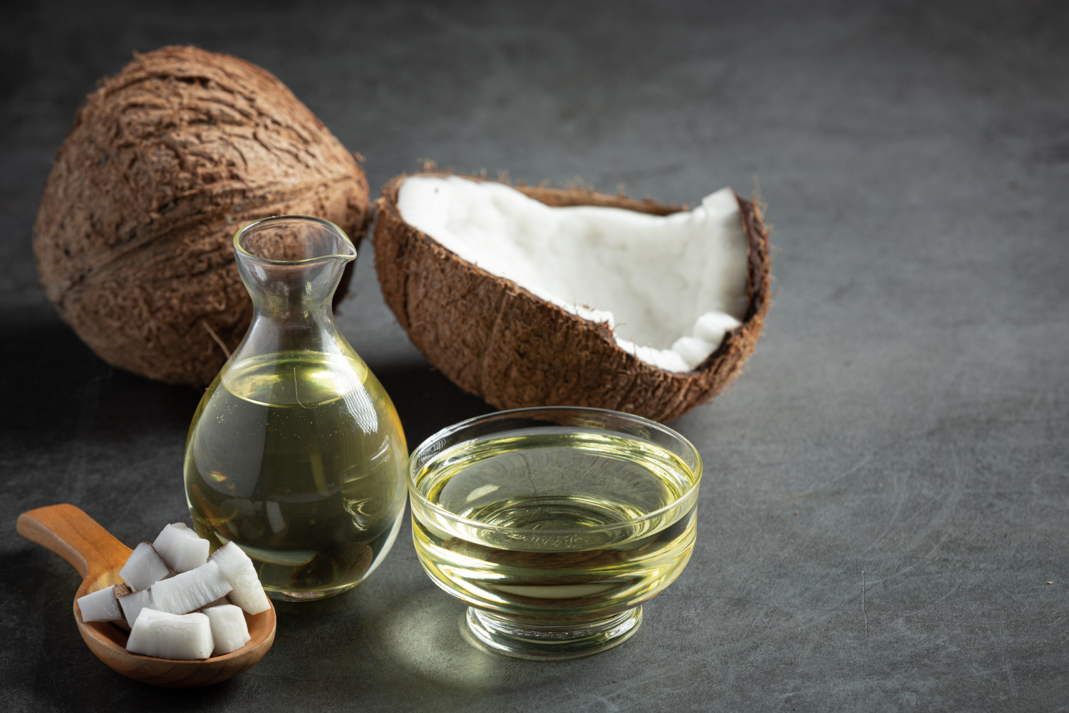 A Guide to Sourcing Organic Coconut Oil Wholesale: A Supplier’s Perspective
