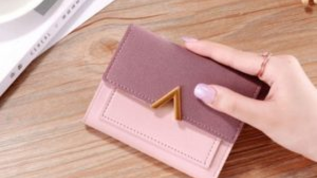 Find the perfect leather wallets women’s at Leather Shop Factory
